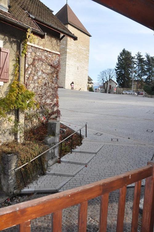 Appartement Dans La Vieille Ville, En Face Du Chateau Annecy Buitenkant foto